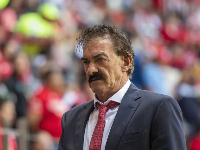 Ricardo La Volpe se retira como entrenador