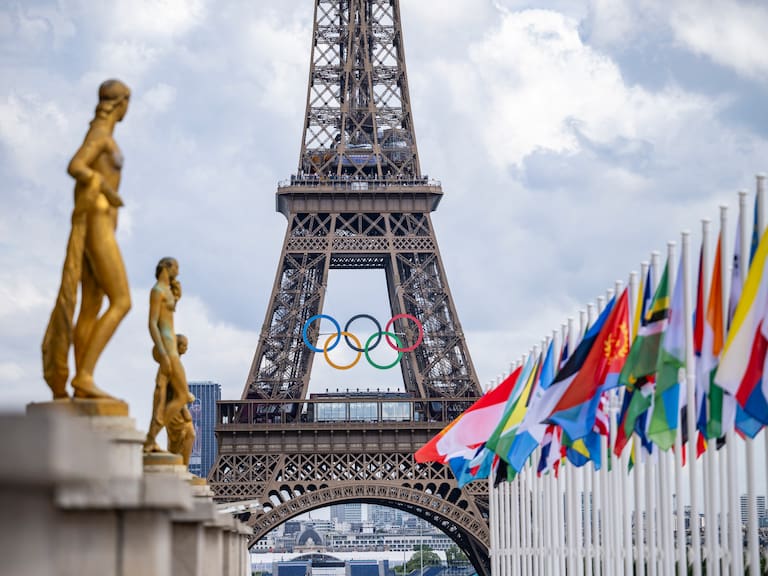 Vista de la torre Eiffel durante los Juegos Olímpicos de París 2024, desde el Río Sena./Getty Images