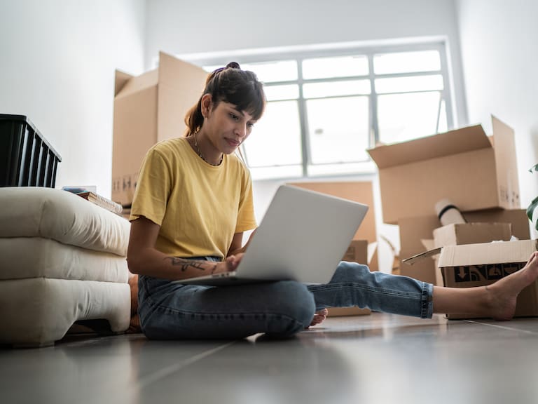 Jóvenes podrán conseguir vivienda con rentas más bajas.