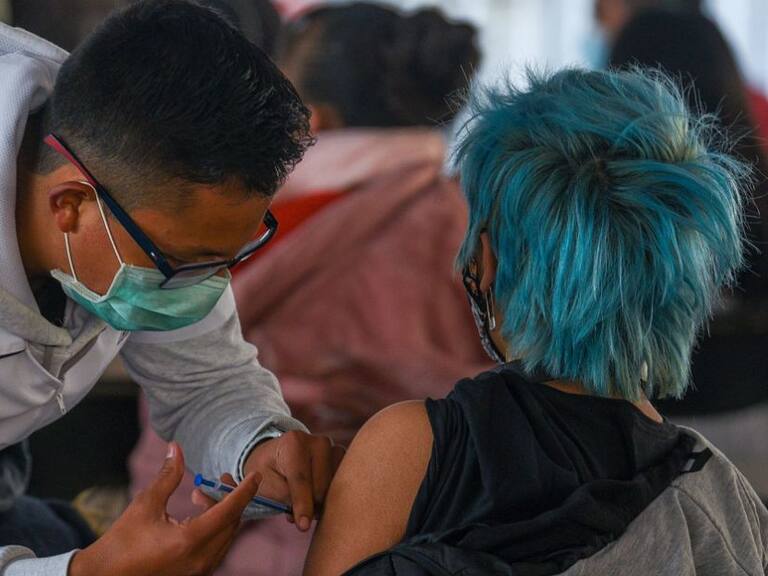 Abrirá Salud registro de vacunación contra covid-19, de 12 años en adelante
