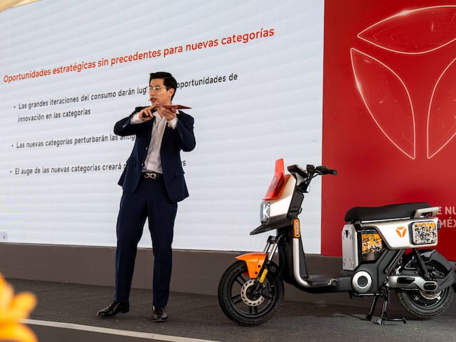 Yadea revoluciona Guadalajara con el lanzamiento de su motocicleta eléctrica GFX6