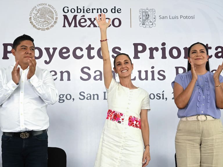 Ricardo Gallardo, gobernador de San Luis Potosí; Claudia Sheinbaum Pardo, presidenta de México, y Ariadna Montiel, secretaria de Bienestar, durante el arranque de Proyectos Prioritarios en San Luis Potosí.