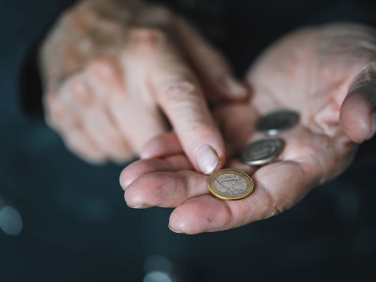 Ya iniciaron los depósitos del primer pago del 2025 de la Pensión del Bienestar. Te sorprenderá el aumento con el que quedó.