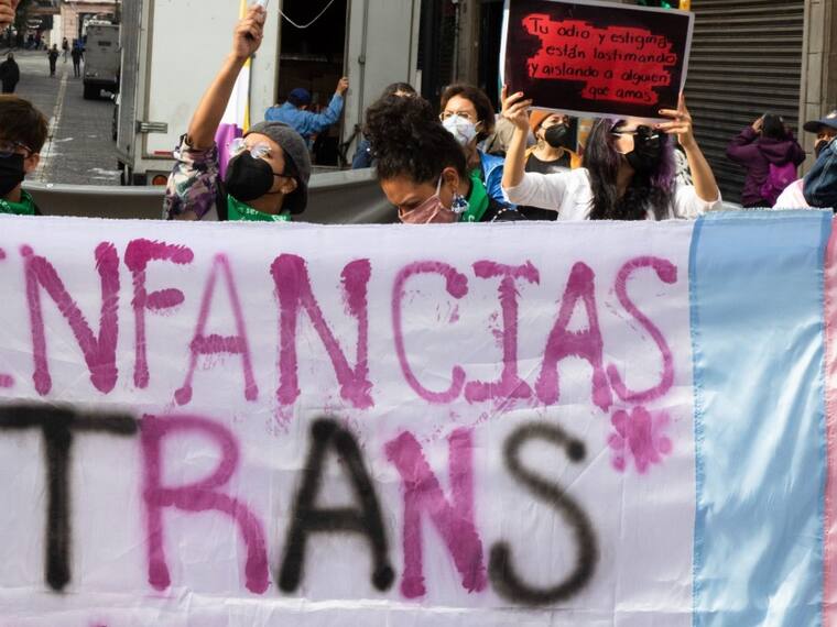 Propone PAN prohibir reasignación de género en menores en CDMX.