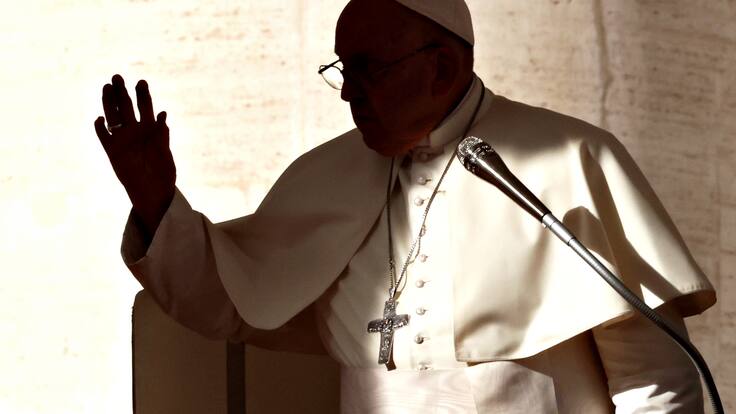 Abusos sexuales en la Iglesia: el delicado camino de Francisco frente a la mayor herida del Vaticano