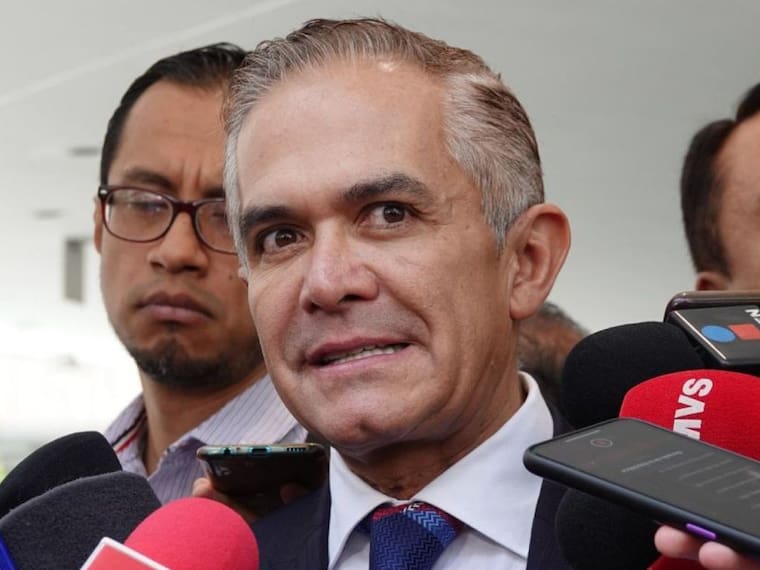 Mancera impugna proceso interno del Frente Amplio ante el Tribunal Electoral.