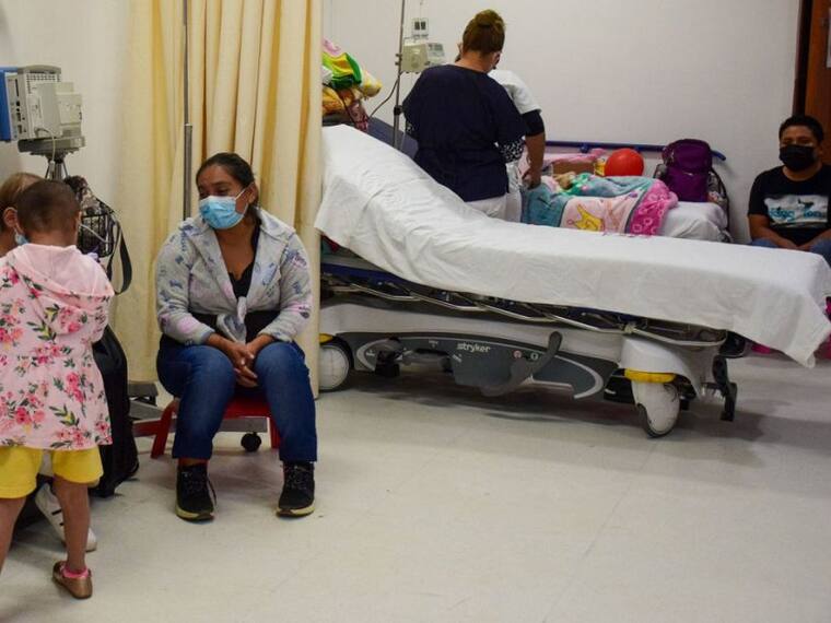 Servicios médicos a menores de padres desaparecidos